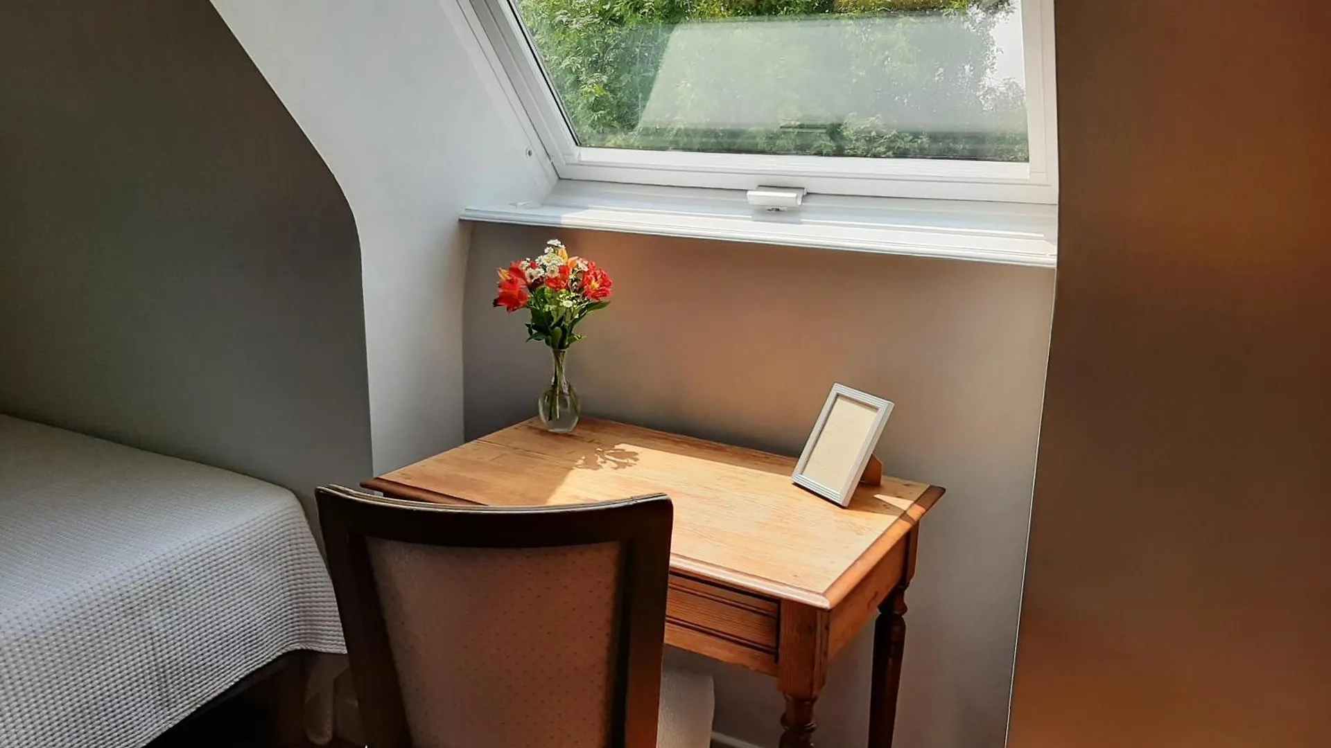 Chambres D'Hotes De Ty Guen Trédarzec 住宿加早餐酒店