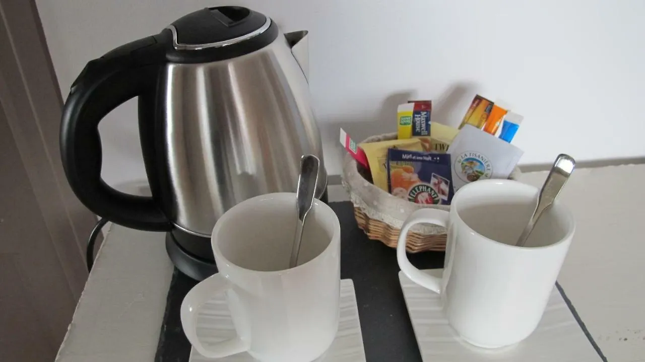 Bed & Breakfast Chambres D'Hotes De Ty Guen Tredarzec France